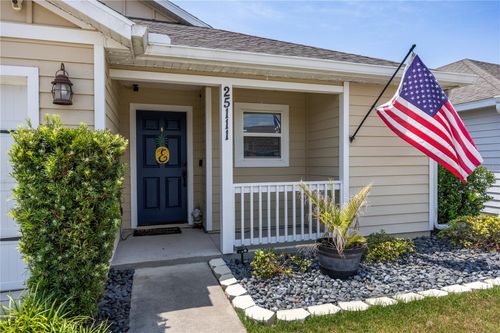 25111 6th Ln, NEWBERRY, FL, 32669-4028 | Card Image