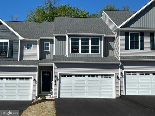 126 Magnolia Dr, MIDDLETOWN, PA, 17057-2361 | Card Image