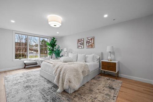 77a-77 Waverley Ave, Watertown, MA, 02472-3610 | Card Image