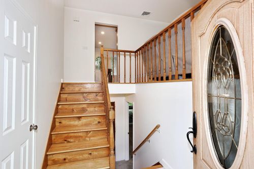 25 Augur Rd, Airmont, NY, 10901-7534 | Card Image