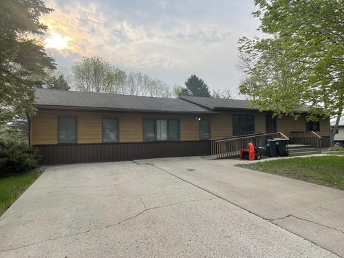 115 Nelson St S, Evansville, MN, 56326-8286 | Card Image