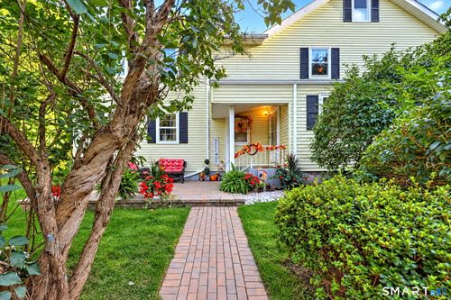 567 Orange Center Road, Orange, CT, 06477 | Card Image