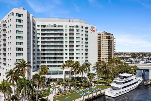 520-2670 E Sunrise Blvd, Fort Lauderdale, FL, 33304-3206 | Card Image
