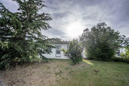 9702 100 Ave, Nampa, AB, T0H2R0 | Card Image