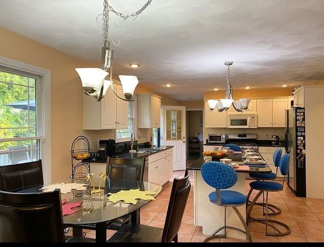 NA - 338 River Rd, House other with 4 bedrooms, 3 bathrooms and 2 parking in Andover MA | Image 7