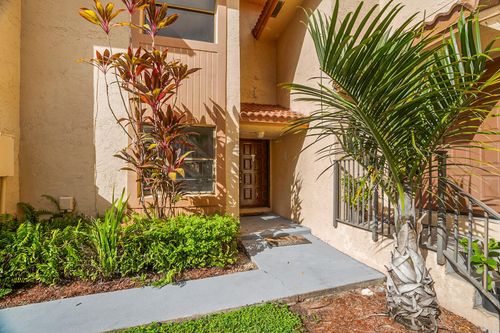 1013 Sw 112th Ter, Pembroke Pines, FL, 33025-4308 | Card Image