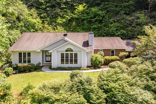 93 Wood Duck Ct, Brevard, NC, 28712-9118 | Card Image