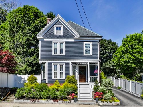 60 Market St, Amesbury, MA, 01913-2424 | Card Image