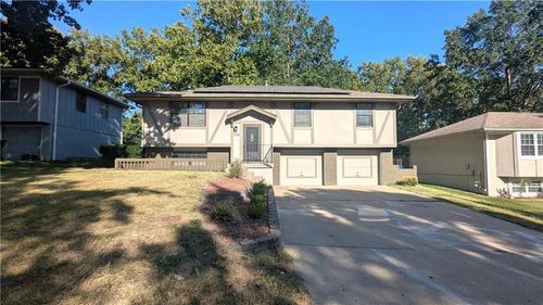1108 Ne 10th St, Blue Springs, MO, 64014-2120 | Card Image