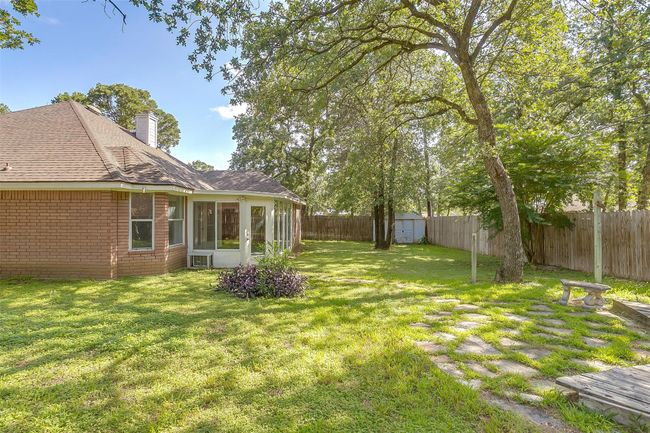 692 High Crest Dr, House other with 3 bedrooms, 2 bathrooms and null parking in Azle TX | Image 38