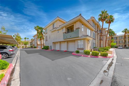 305-7173 S Durango Dr, Las Vegas, NV, 89113-2015 | Card Image
