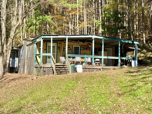 1576 Catlin Hollow Road, Wellsboro, PA, 16901 | Card Image