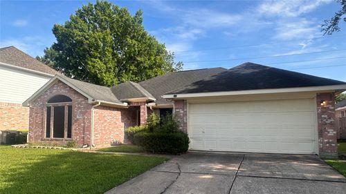 3522 Sheldon Dr, Pearland, TX, 77584-3348 | Card Image