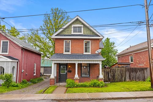 78 Mcdonnel St, Peterborough, ON, K9H2V7 | Card Image