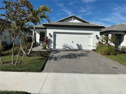 24840 Marina Del Ray Dr, BONITA SPRINGS, FL, 34135-7351 | Card Image
