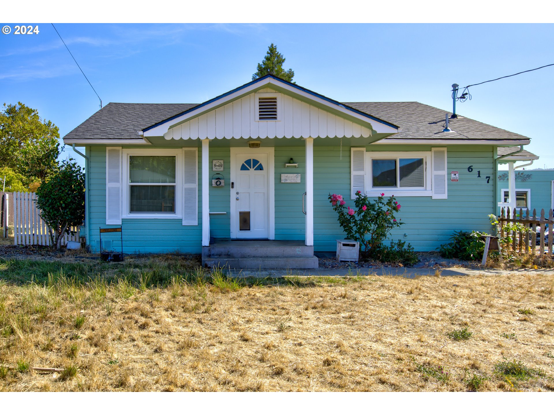 Channon Ave, Roseburg, OR 97470