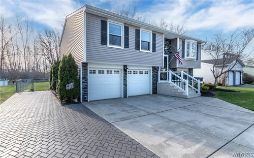 855 Fairmont Ave, North Tonawanda, NY, 14120-1911 | Card Image