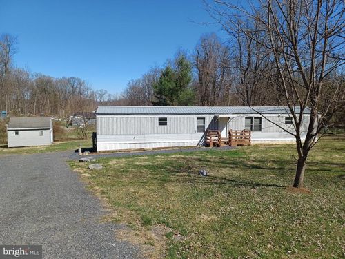 740 Emerson Dr, FALLING WATERS, WV, 25419-4151 | Card Image