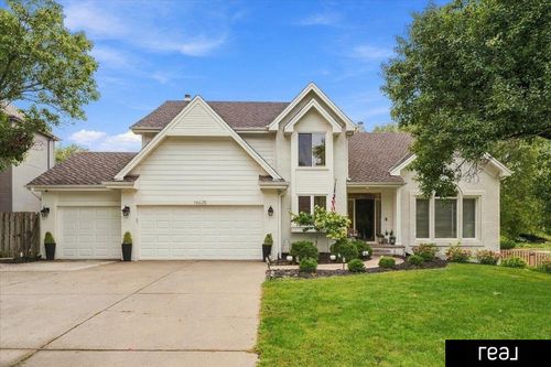 16625 Elm St, Omaha, NE, 68130-1827 | Card Image