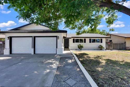 2832 Fowler Rd, Ceres, CA, 95307-2102 | Card Image