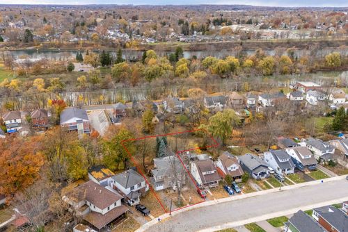 19 Margery Rd, Welland, ON, L3B2P5 | Card Image