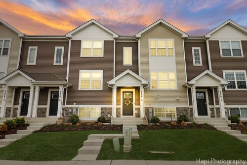 b-2261 Sassafras Way, Wonder Lake, IL, 60097 | Card Image