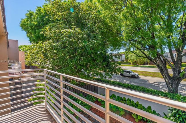 APT-60 - 10350 Sw 154 Th Circle Ct, Condo with 3 bedrooms, 3 bathrooms and null parking in Miami FL | Image 20