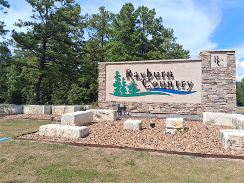 395 Deergrass Dr, Brookeland, TX, 75931-4839 | Card Image