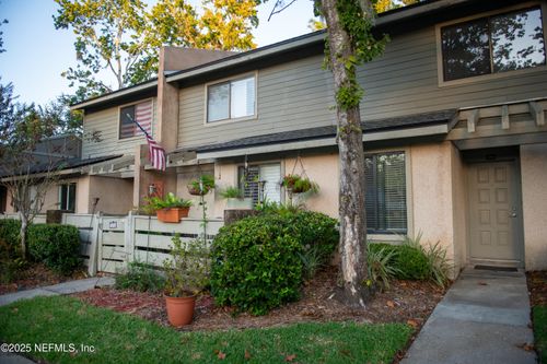 1093-7701 Baymeadows Cir W, Jacksonville, FL, 32256-7794 | Card Image