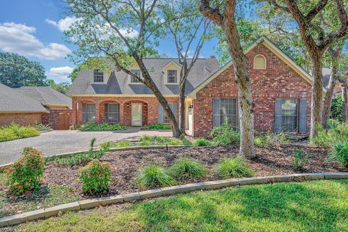 98 Sugar Creek Pl, Woodway, TX, 76712-3408 | Card Image