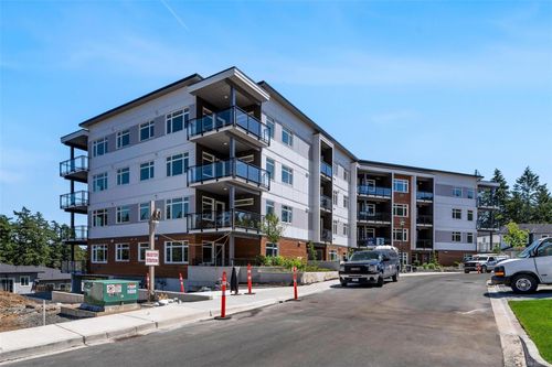 410-2000 W Park Lane, Victoria, BC, V9B3R7 | Card Image