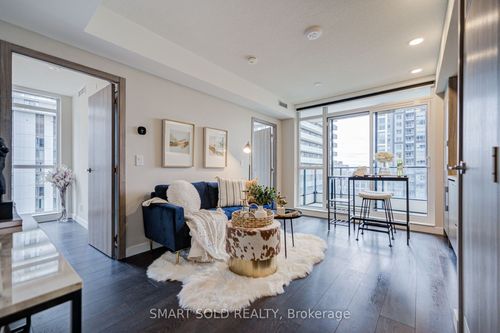 2507-38 Widmer St, Toronto, ON, M5V0P7 | Card Image