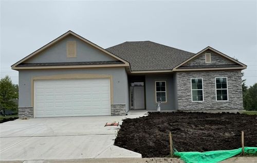 11407 Trevor Dr, Peculiar, MO, 64078-9315 | Card Image