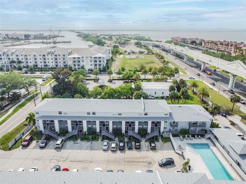 h209-4907 W Mcelroy Ave, Tampa, FL, 33611-3220 | Card Image