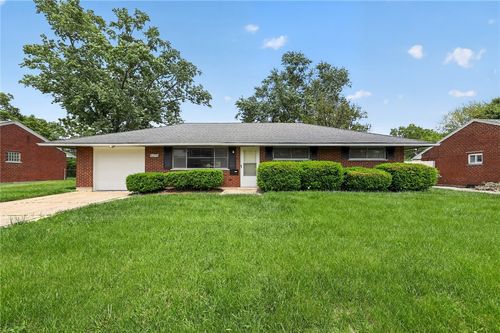 2259 Lehigh Pl, Moraine, OH, 45439-3053 | Card Image
