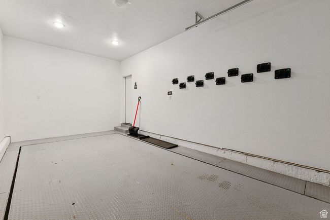 View of garage | Image 46
