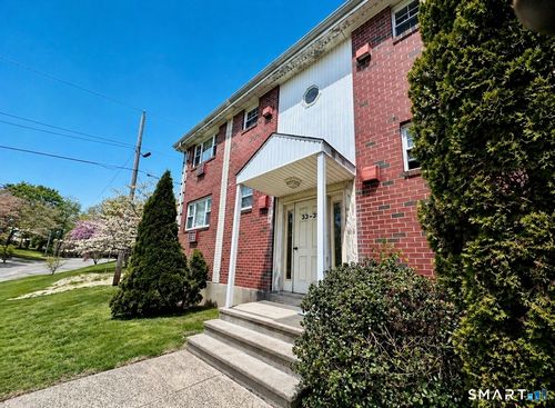 35-35 Sigwin Dr, Wallingford, CT, 06492-4844 | Card Image