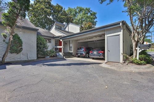 4962 N Ellipse, Marietta, GA, 30068-4607 | Card Image