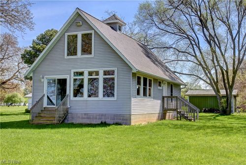 1530 Fox Road, Middle Bass, OH, 43446 | Card Image