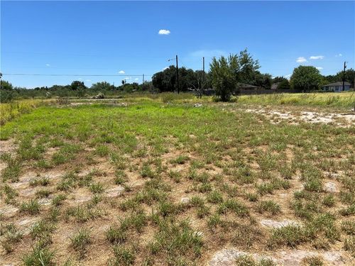 000 W Mile 7 Rd, Mission, TX, 78574 | Card Image