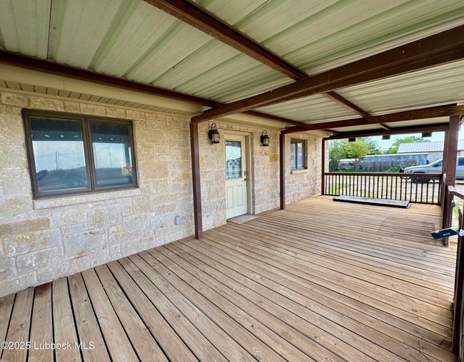 213 E 7 Th St, House other with 3 bedrooms, 3 bathrooms and null parking in Idalou TX | Image 8