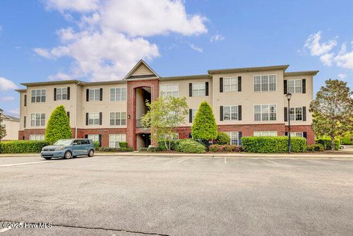 unit-103-2807 Bloomfield Ln, Wilmington, NC, 28412-6649 | Card Image
