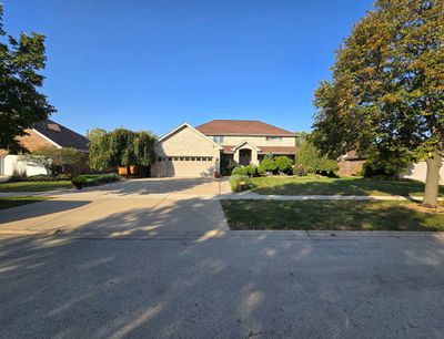 791 Eastwind Drive, House other with 4 bedrooms, 3 bathrooms and 2 parking in New Lenox IL | Image 2