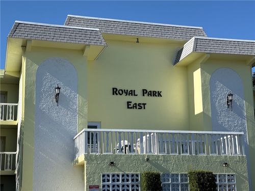 apt-e307-1100 Ponce De Leon Cir, Vero Beach, FL, 32960-5373 | Card Image