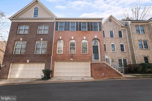 103 Rees Pl, FALLS CHURCH, VA, 22046-3900 | Card Image