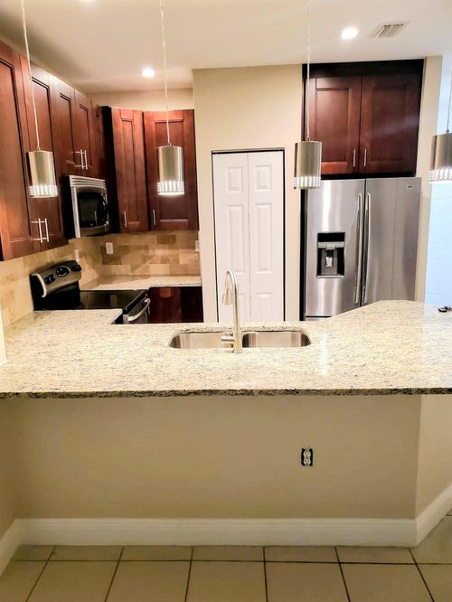 c15-5032 Se Mariner Garden Cir, Stuart, FL, 34997-2175 | Card Image