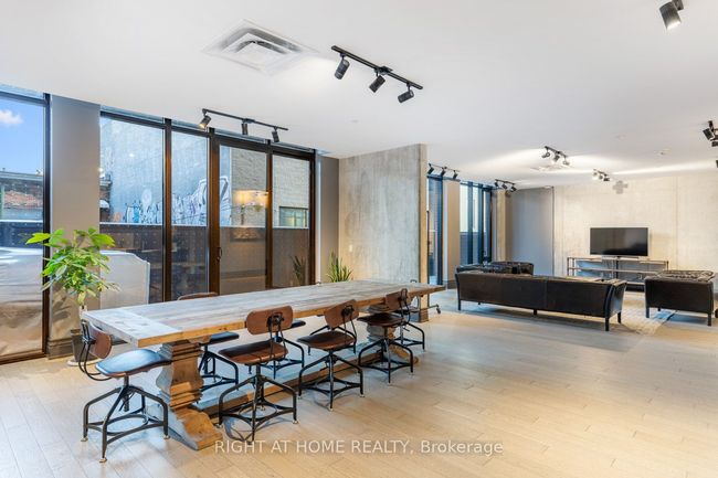 LPH02 - 608 Richmond St W, Condo with 2 bedrooms, 2 bathrooms and null parking in Toronto ON | Image 38