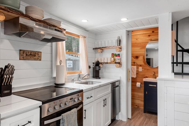 1140 &amp; 1142 North Main Street, Home with 0 bedrooms, 1 bathrooms and null parking in Bristol NH | Image 8