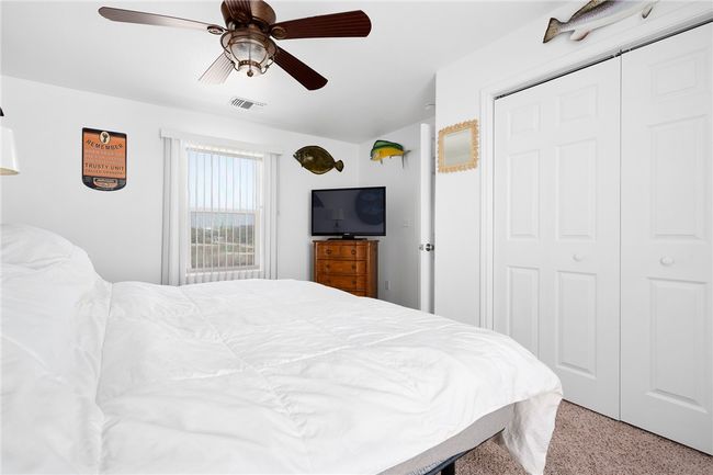 326 E 10 Th St, House other with 1 bedrooms, 2 bathrooms and null parking in Rockport TX | Image 20