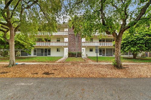 apt-11-412 S Luna Ct, Hollywood, FL, 33021-7421 | Card Image
